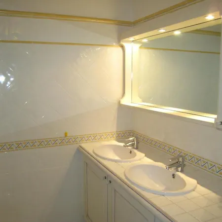 Apartment Magnifique T3 Climatise Au Dernier Etage Avec Bureau A - Fr-1-100-212 *